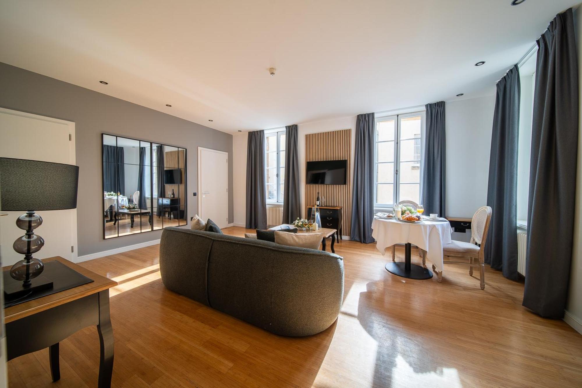 Chateau 3*